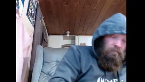 Snapshot of squegly chatting on February 9, 6:54 am Bryan online show from February 9, 6:54 am