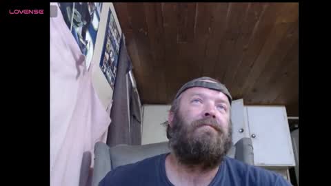 Snapshot of squegly chatting on September 8, 3:11 pm Bryan online show from September 8, 3:11 pm