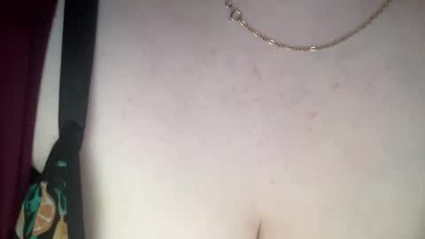 Snapshot of squirtsesh chatting on December 14, 4:18 am squirtsesh online show from December 14, 4:18 am