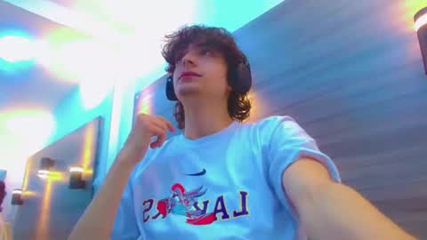 ethan online show from March 26, 1:06 pm