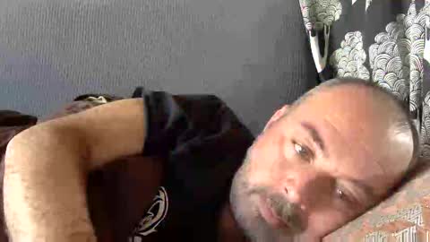 Snapshot of srekos38 chatting on December 25, 11:00 am srekos38 online show from December 25, 11:00 am