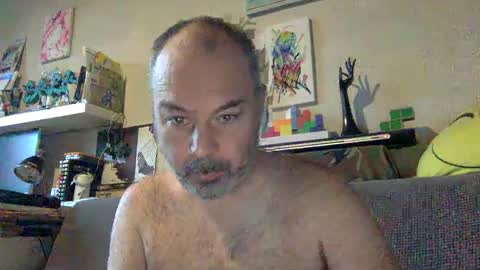 Snapshot of srekos38 chatting on December 31, 7:42 am srekos38 online show from December 31, 7:42 am