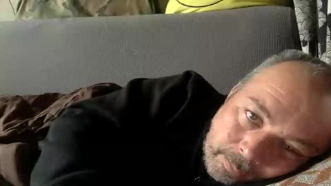 Snapshot of srekos38 chatting on February 25, 12:55 pm srekos38 online show from February 25, 12:55 pm