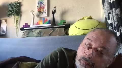 Snapshot of srekos38 chatting on October 4, 8:23 am srekos38 online show from October 4, 8:23 am