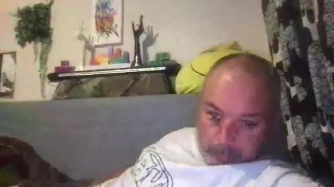 Snapshot of srekos38 chatting on October 16, 1:06 am srekos38 online show from October 16, 1:06 am