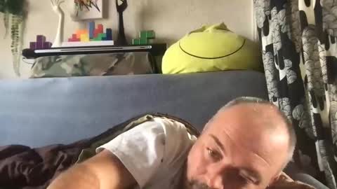 Snapshot of srekos38 chatting on October 16, 1:12 pm srekos38 online show from October 16, 1:12 pm