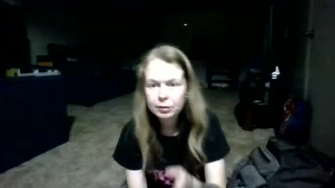 Snapshot of sriley386444137 chatting on January 2, 4:09 am sriley386444137 online show from January 2, 4:09 am