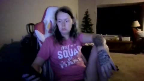 Snapshot of sriley386444137 chatting on December 19, 5:25 am sriley386444137 online show from December 19, 5:25 am