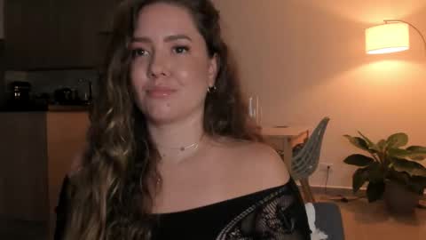 Sophie 3 online show from October 27, 12:04 am