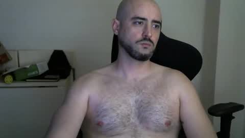 Snapshot of srtramposo chatting on October 17, 2:52 pm srtramposo online show from October 17, 2:52 pm