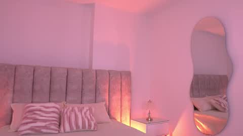 Snapshot of ss_samantha chatting on November 19, 7:25 pm samantha online show from November 19, 7:25 pm