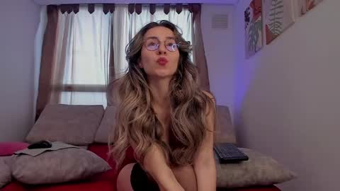  Sara Miranda  online show from February 14, 10:04 pm