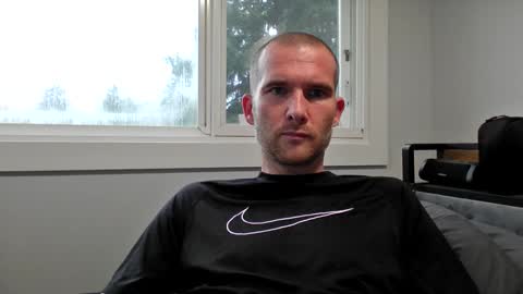 Snapshot of sscccooottt chatting on November 17, 11:32 pm sscccooottt online show from November 17, 11:32 pm