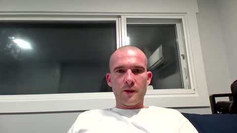 Snapshot of sscccooottt chatting on December 22, 3:25 am sscccooottt online show from December 22, 3:25 am