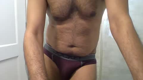 Snapshot of sslave_4_youu chatting on January 13, 7:21 am slave online show from January 13, 7:21 am