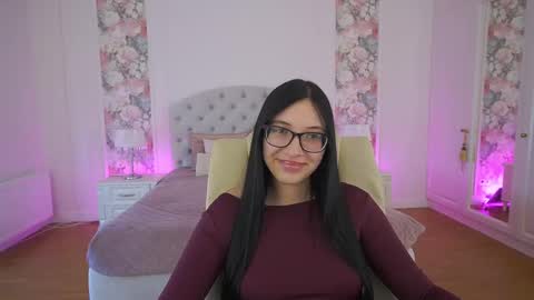 ssoftaura online show from April 15, 12:56 pm