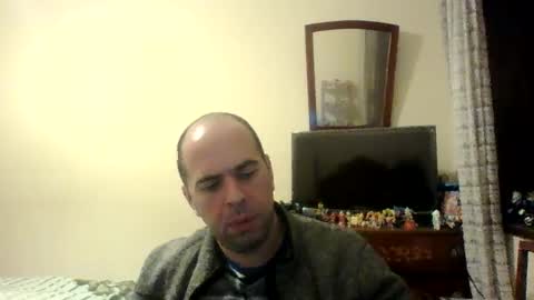 Snapshot of sstrasser chatting on January 18, 1:08 am ShYgUy online show from January 18, 1:08 am