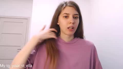 Snapshot of st_ella chatting on February 28, 3:24 pm Ella online show from February 28, 3:24 pm