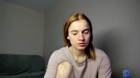 Stacey GMT5 Mo Tu We Th Fr Sa 3am -10am online show from January 14, 3:01 am