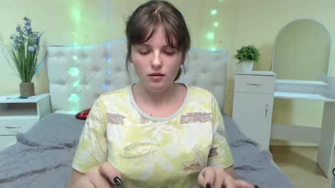 Stacey online show from February 4, 4:50 pm