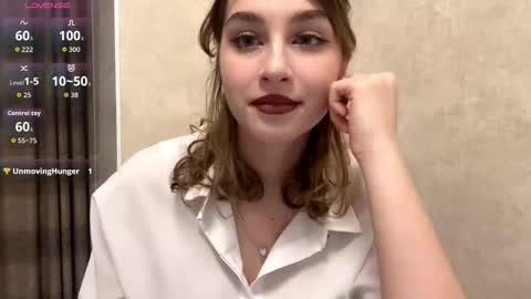 Snapshot of stacicurren chatting on February 22, 6:06 pm Elli online show from February 22, 6:06 pm