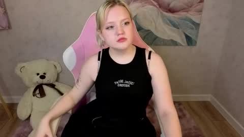 Stacy allenn online show from May 13, 9:39 am