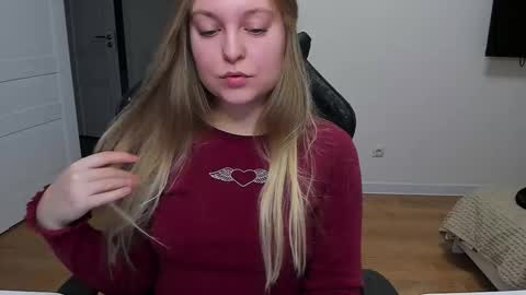 Stacy  online show from January 17, 4:00 pm