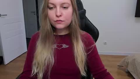 Stacy  online show from February 10, 1:04 pm