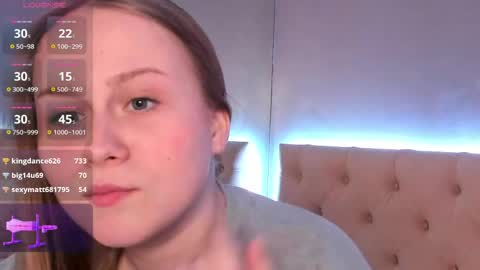 Snapshot of stacy_moorexx chatting on April 28, 2:27 am STACY online show from April 28, 2:27 am