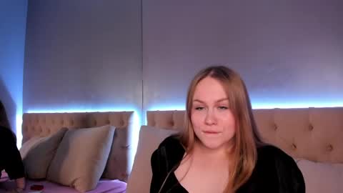 Snapshot of stacy_moorexx chatting on May 1, 8:57 pm STACY online show from May 1, 8:57 pm