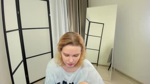 Stacy online show from November 30, 3:38 pm