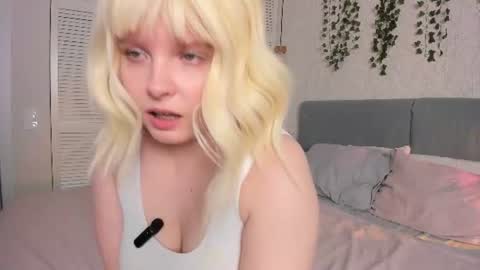 Snapshot of stacy_starrrr chatting on June 26, 3:16 pm Stacy online show from June 26, 3:16 pm