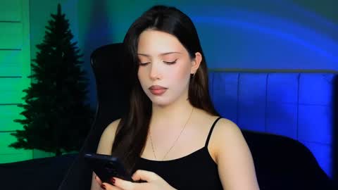 Snapshot of stacygonzales_ chatting on December 18, 9:58 am Bye bye dear See you on December 3st  online show from December 18, 9:58 am