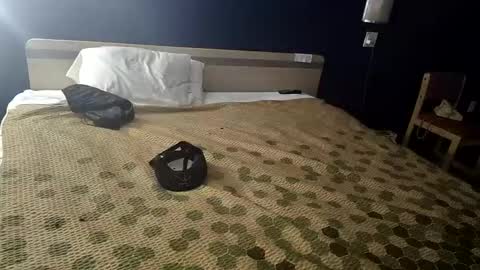 Snapshot of staightupdownbad chatting on December 2, 8:08 am Straightupdownbad online show from December 2, 8:08 am