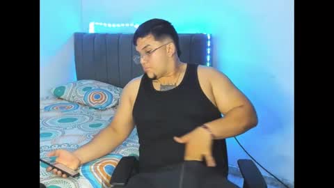 Snapshot of stan_davis chatting on March 10, 3:12 am anferney online show from March 10, 3:12 am