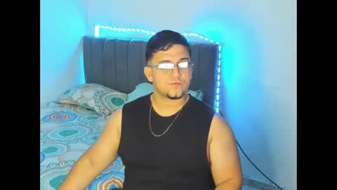 Snapshot of stan_davis chatting on March 12, 2:30 am anferney online show from March 12, 2:30 am