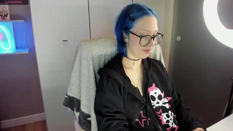 Snapshot of starelli chatting on May 24, 8:25 pm Kate online show from May 24, 8:25 pm
