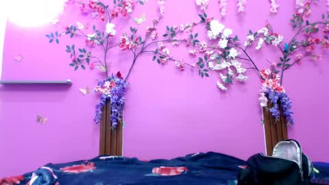 alejandra online show from April 11, 7:29 pm