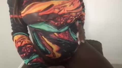 Snapshot of starjewelsxo chatting on September 23, 3:15 pm Star Jewels online show from September 23, 3:15 pm