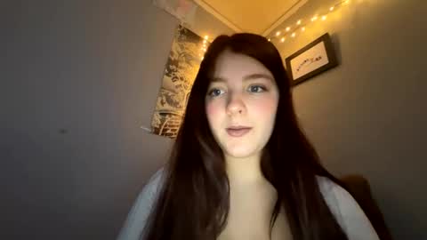 Snapshot of starlight09102 chatting on February 14, 6:08 pm Starlight online show from February 14, 6:08 pm