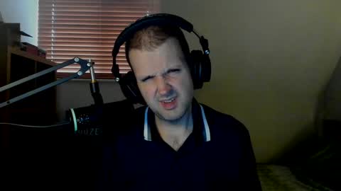 Snapshot of starlight1987 chatting on December 16, 9:03 am Adam online show from December 16, 9:03 am