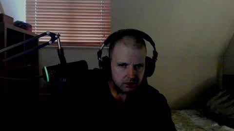 Snapshot of starlight1987 chatting on February 8, 12:06 pm Adam online show from February 8, 12:06 pm