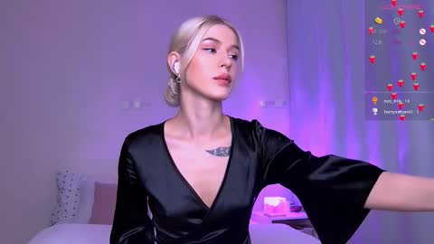 Stacey online show from September 20, 1:28 am