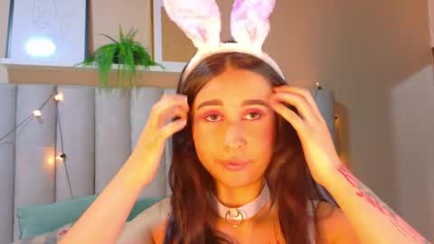 M O O N  online show from April 1, 3:07 am