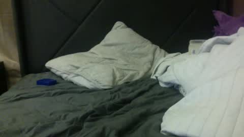 ashtongue online show from November 1, 6:04 am