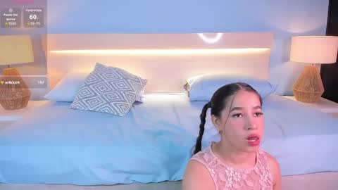 Star Twerk online show from April 17, 2:42 pm