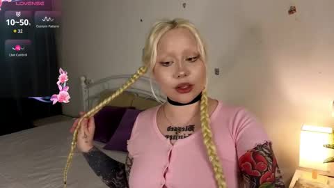 Snapshot of stasya_len_ chatting on March 1, 8:33 pm Stasya online show from March 1, 8:33 pm