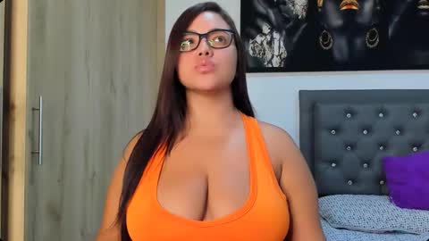 Snapshot of staywithme_x chatting on September 29, 3:11 am Melany online show from September 29, 3:11 am