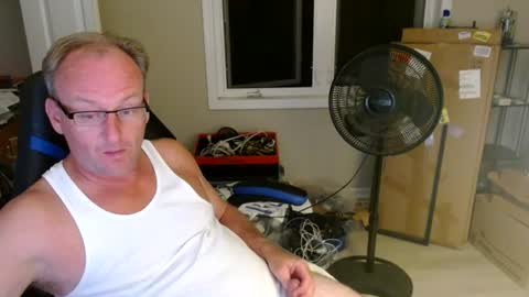 Snapshot of steakman007 chatting on July 21, 2:58 am Steakman online show from July 21, 2:58 am