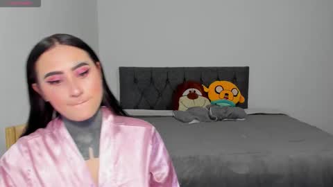 Snapshot of steban_and_kim chatting on November 29, 8:12 pm steban and kim online show from November 29, 8:12 pm